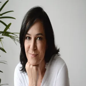 Profa. Tânia Rodrigues